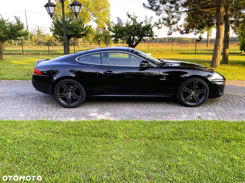 Jaguar XK 5.0 Coupe Portfolio - 4