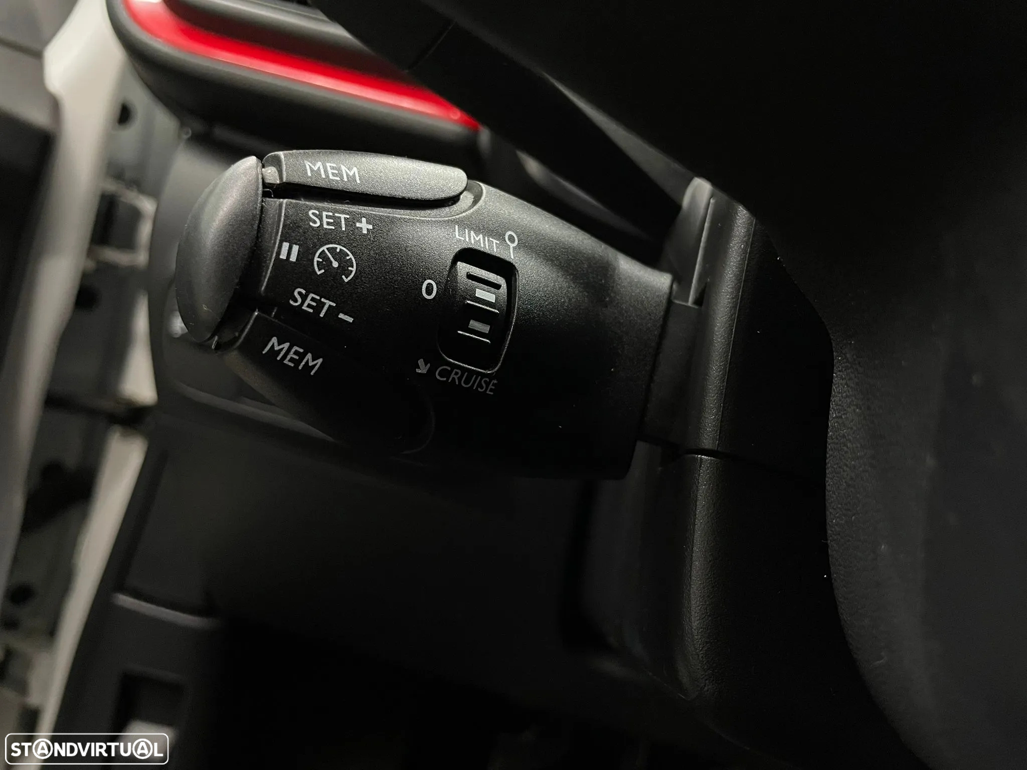 Citroën C3 1.2 PureTech Shine - 27