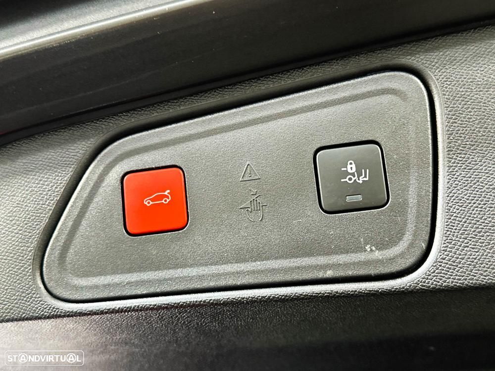 Peugeot 3008 1.6 Hybrid4 GT Pack e-EAT8 - 61