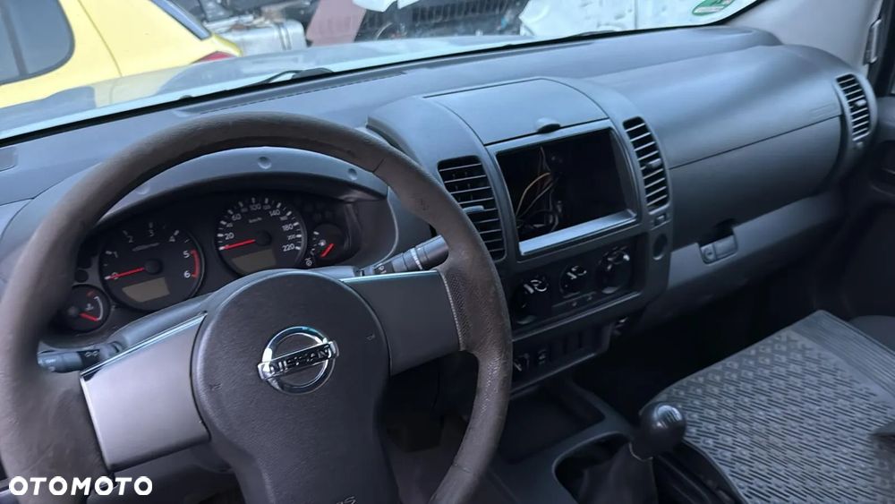Nissan Navara ver-2-5-d-fe - 5