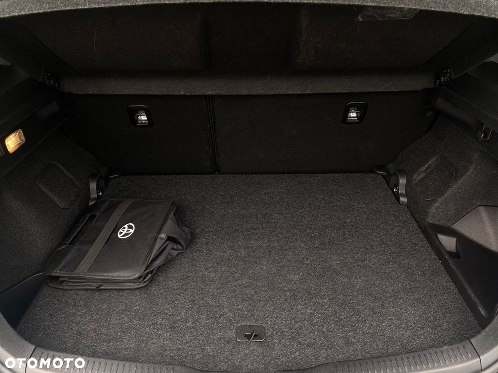 Toyota Auris - 25