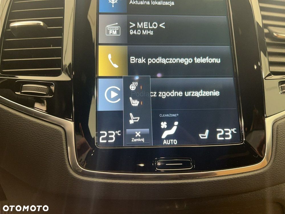 Volvo XC 90 - 21