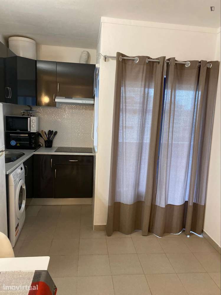 Apartamento com 1 quartos - localizado em Portimao - Grande imagem: 4/13