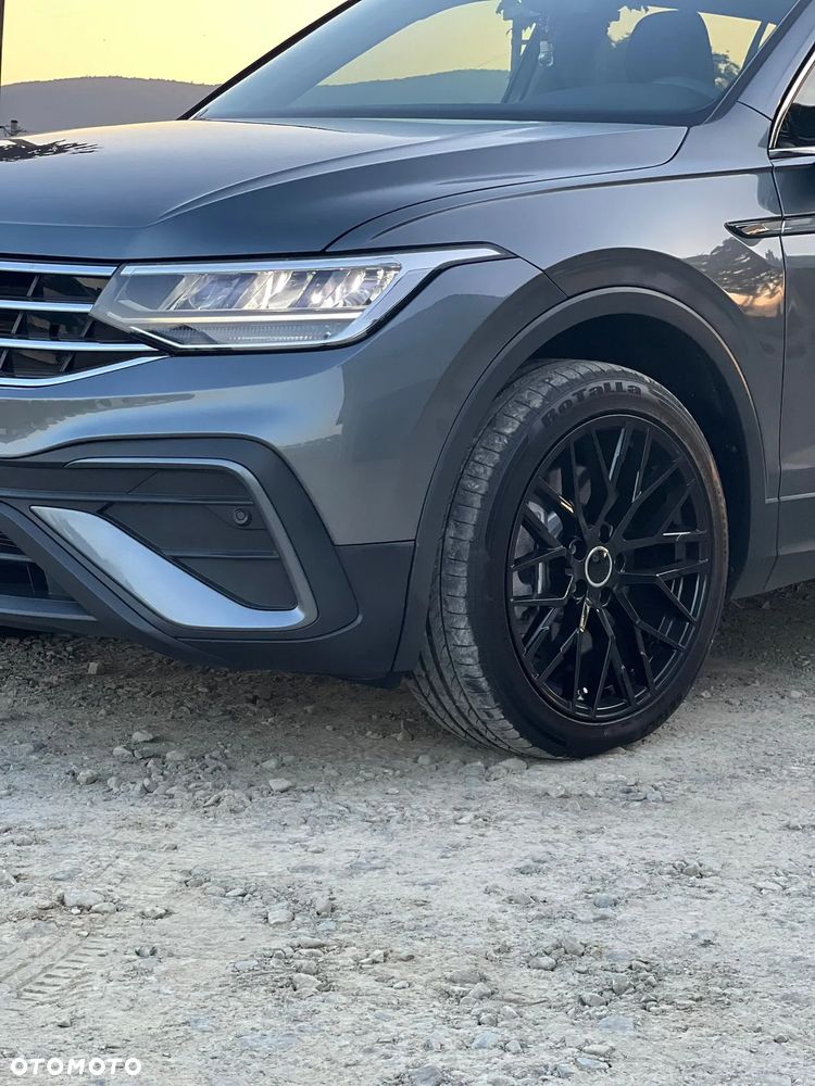 Volkswagen Tiguan - 11