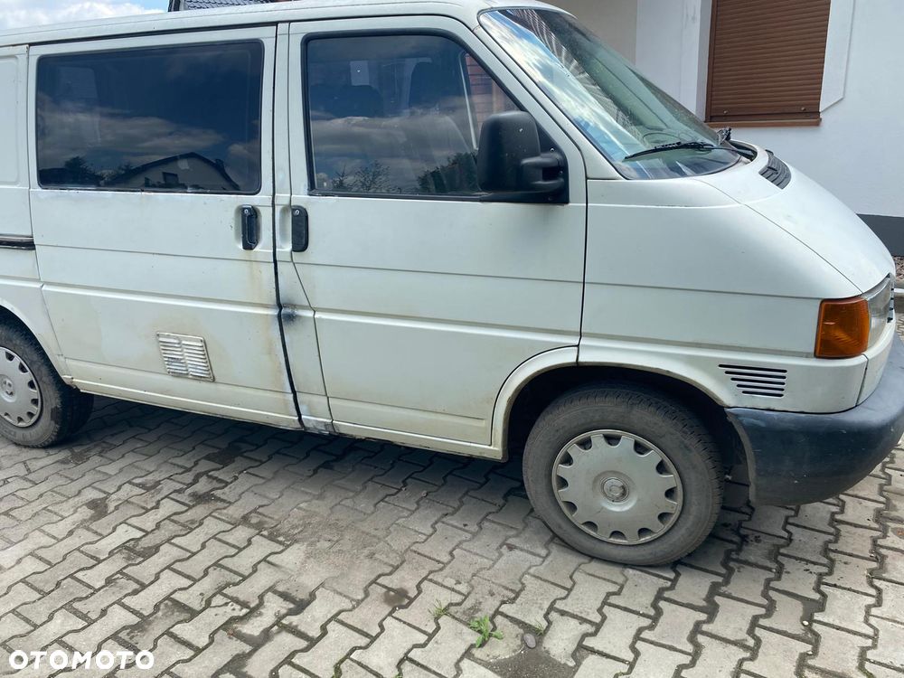 Volkswagen Transporter - 4