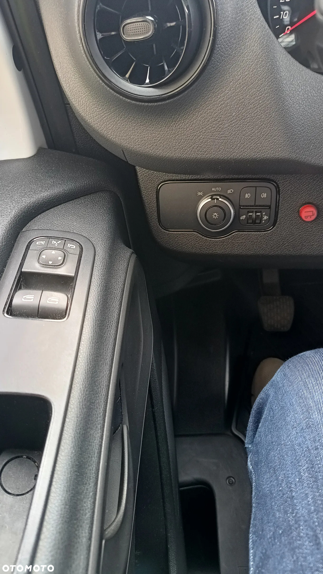 Mercedes-Benz Sprinter 317 - 10