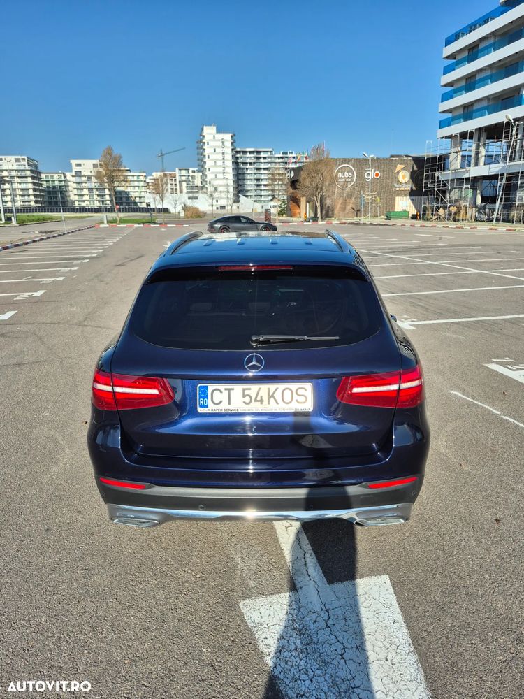 Mercedes-Benz GLC 220 d 4Matic 9G-TRONIC AMG Line - 11