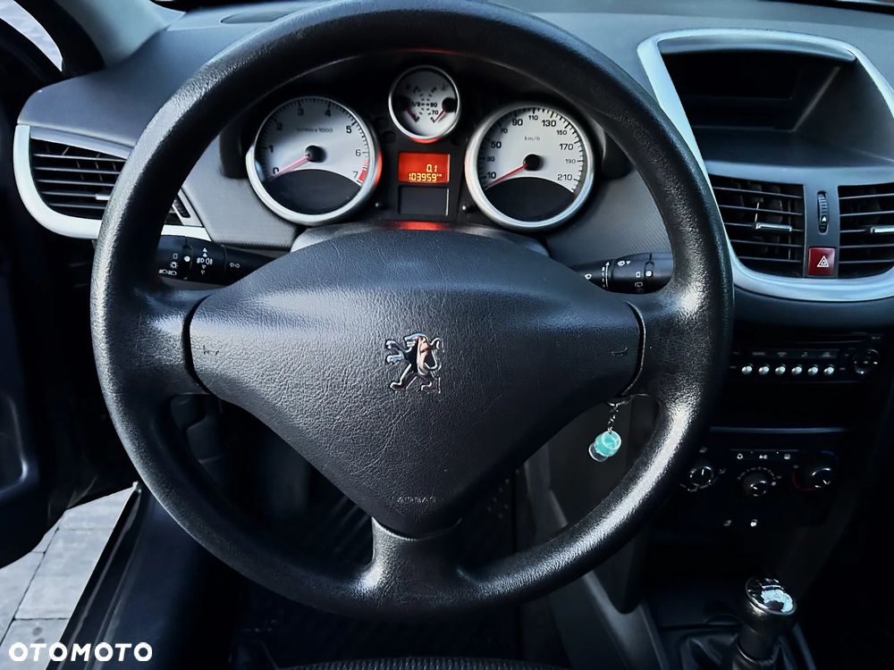 Peugeot 207 1.4 Trendy - 9