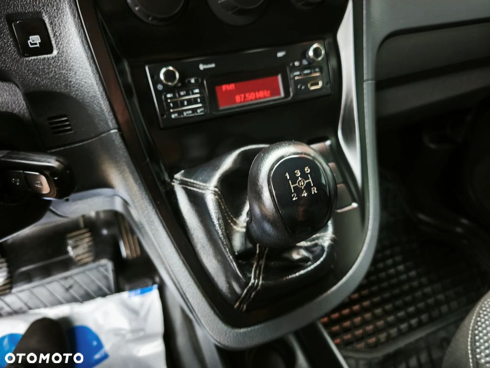Mercedes-Benz CITAN - 12