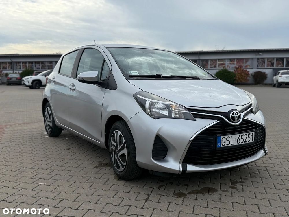 Toyota Yaris 1.0 Premium - 3