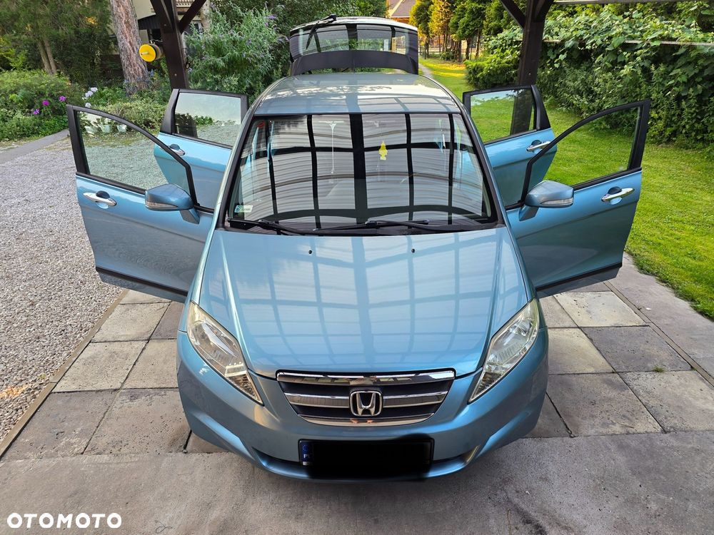 Honda FR-V - 11