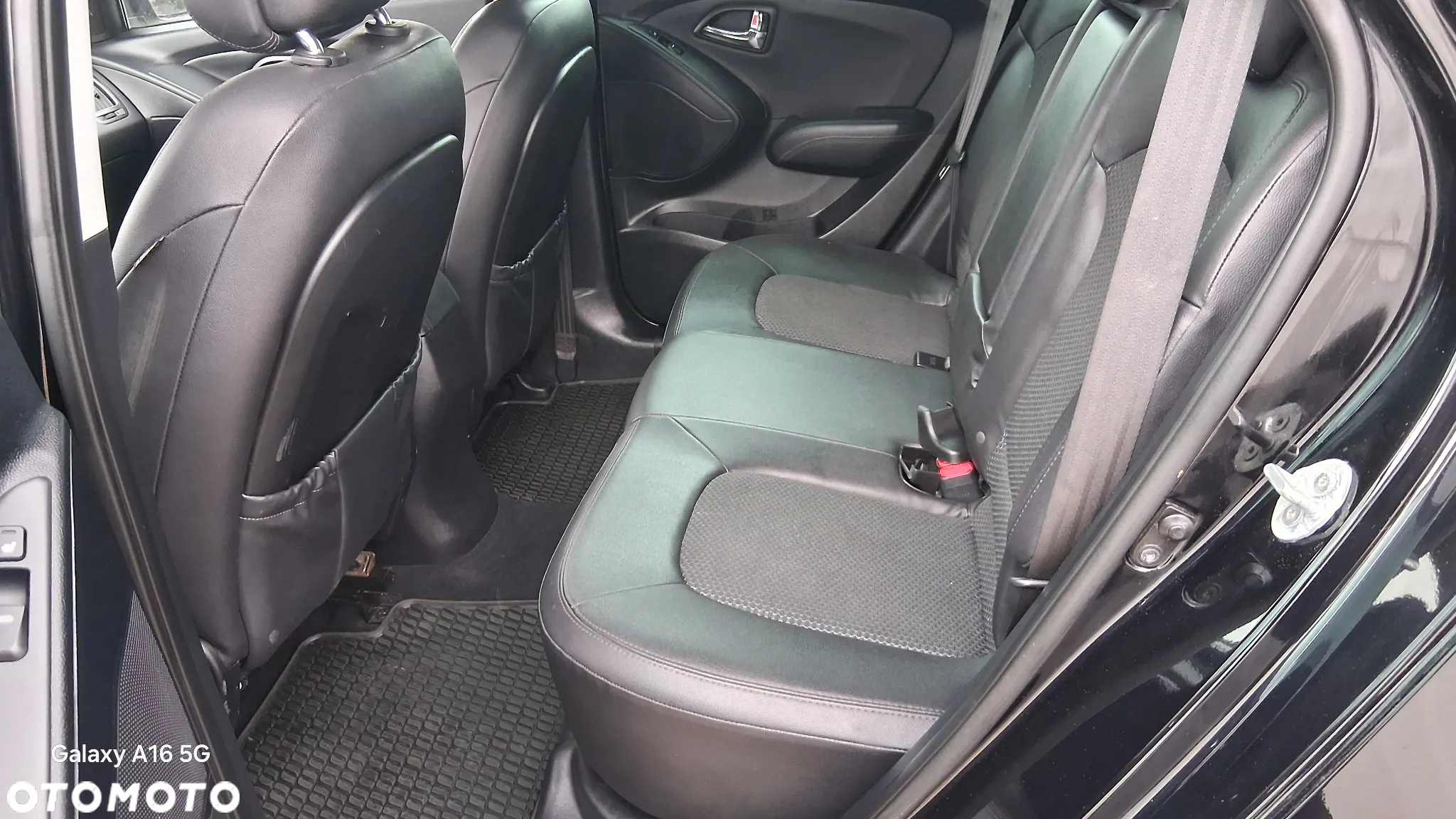 Hyundai ix35 2.0 CRDi 4WD Premium - 11
