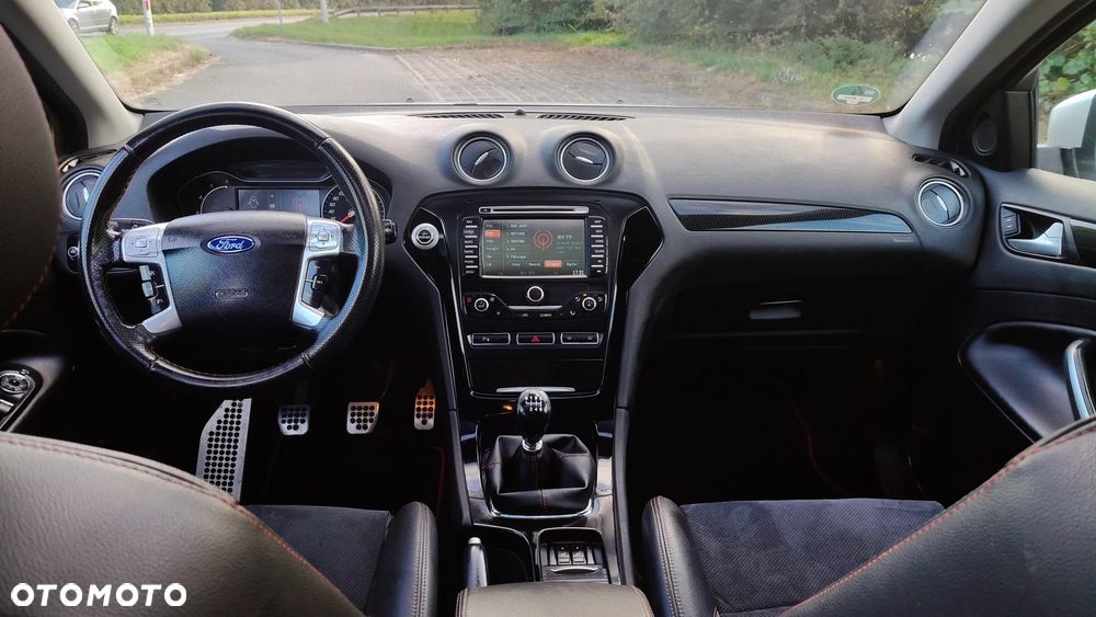 Ford Mondeo 2.0 TDCi Titanium S - 13