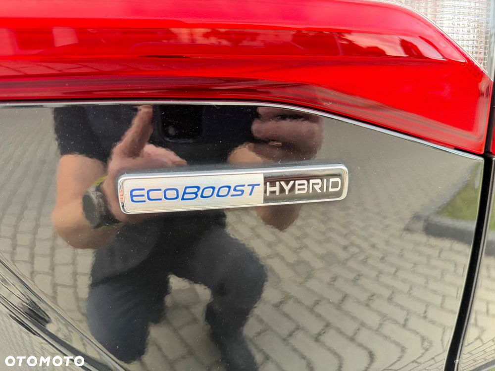 Ford Focus 1.0 EcoBoost Hybrid ST-LINE X - 38