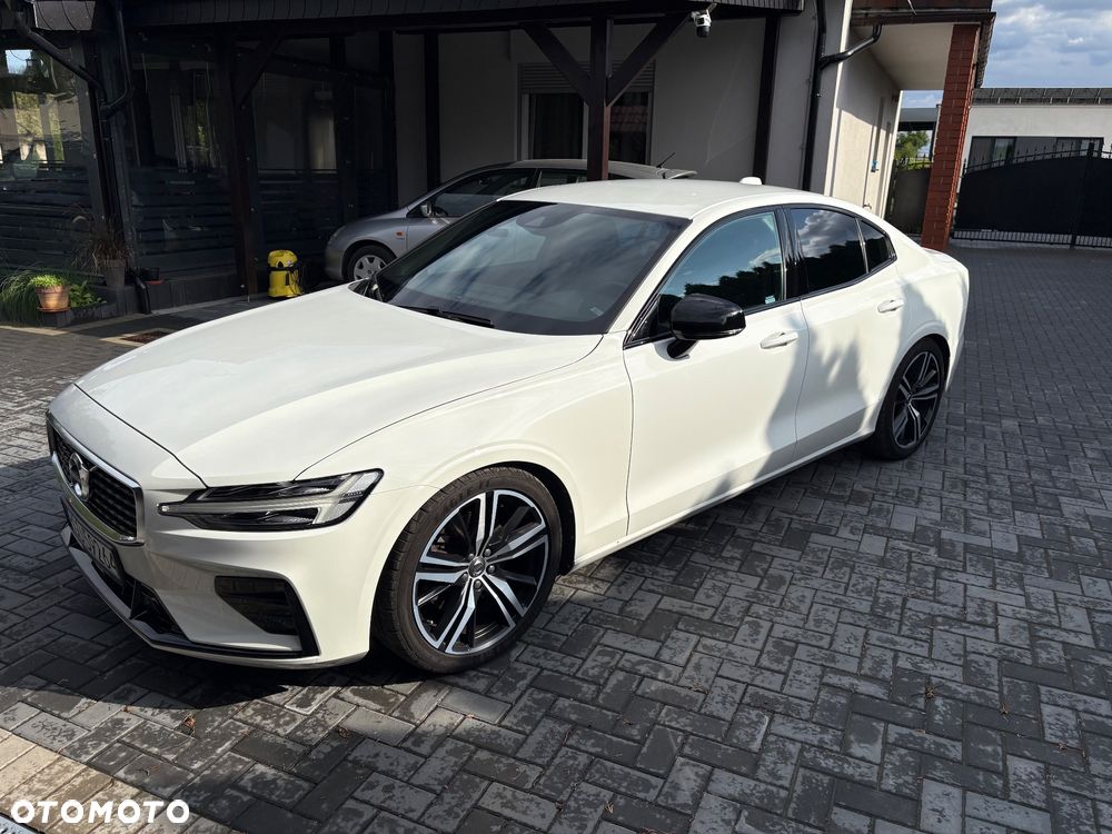 Volvo S60 T4 R-Design - 1