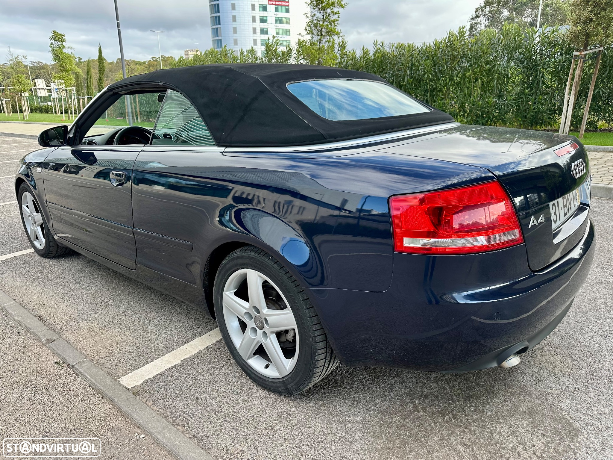 Audi A4 Cabrio 2.0 TDi Exclusive - 17