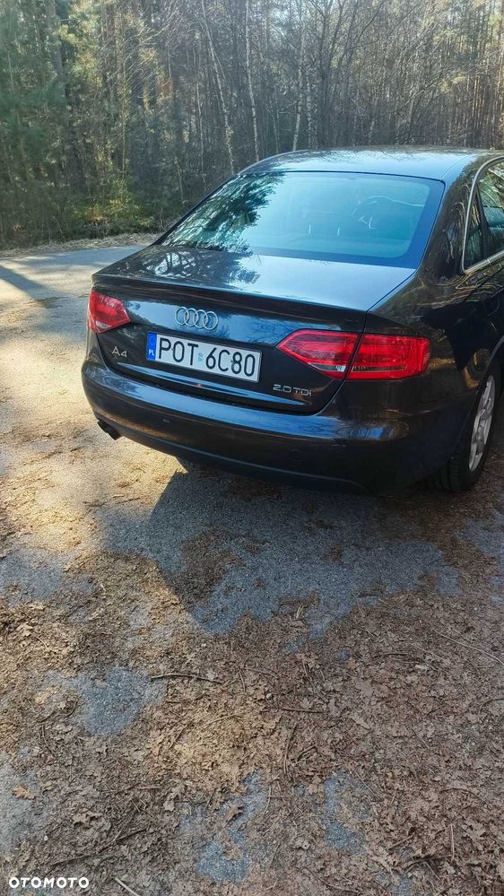 Audi A4 Limousine - 3