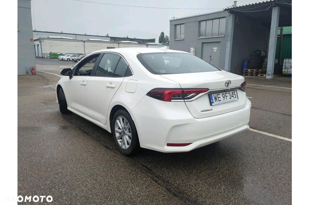 Toyota Corolla - 4