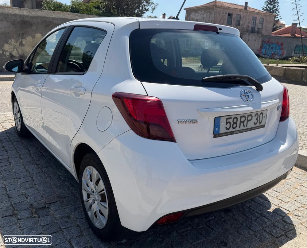 Toyota Yaris 1.4 D-4D ACtive+AC - 13