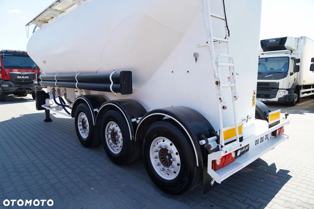 Spitzer CEMENTONACZEPA / 37 000 L / SILOS / 3 KOMORY / OSIE SAF / ALUFELGI - 11