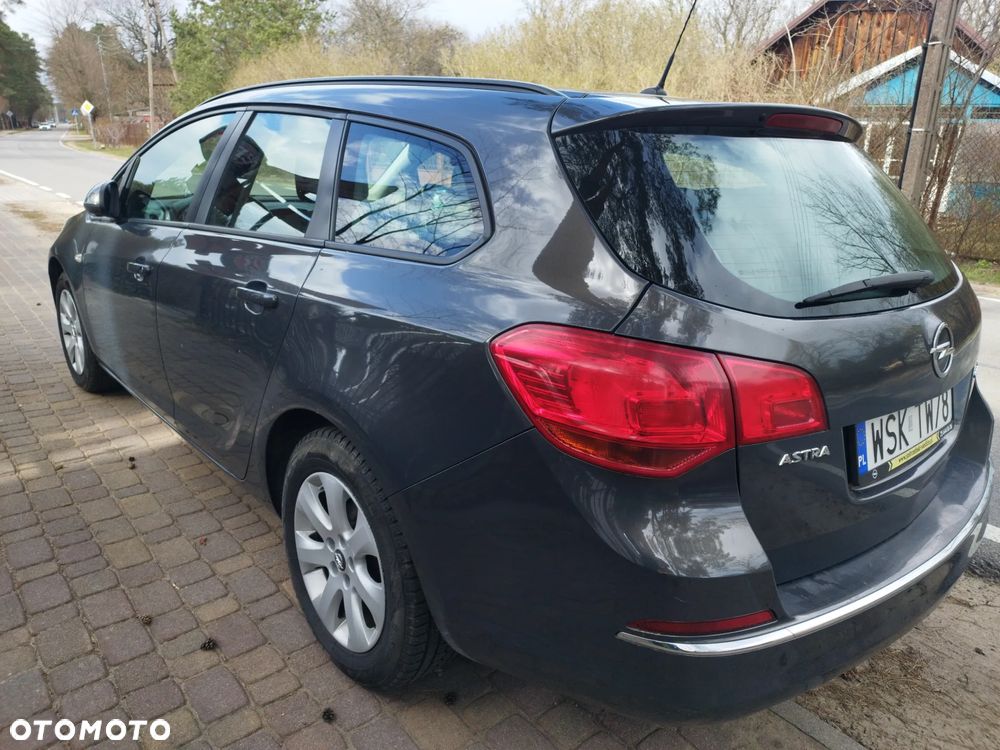 Opel Astra 1.4 T Sport - 8