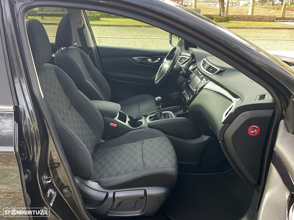 Nissan Qashqai 1.5 dCi N-Connecta 18 - 18