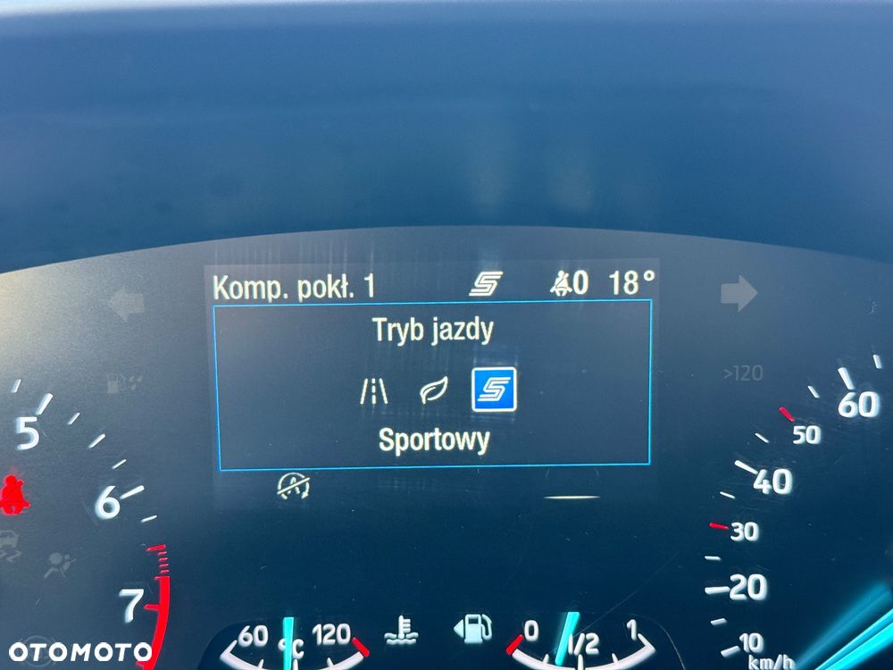 Ford Focus 1.0 EcoBoost ST-Line - 40