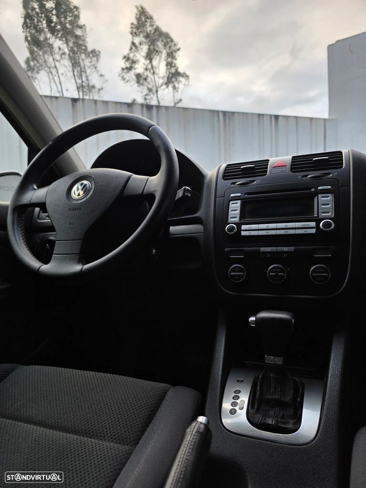 VW Golf 1.9 TDi GT Sport DSG - 37