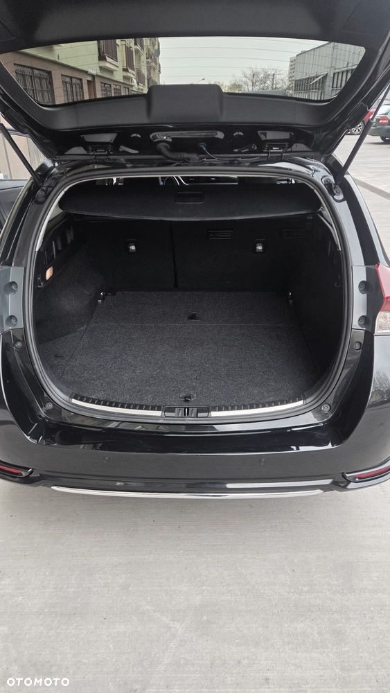 Toyota Auris Hybrid 135 Prestige - 5