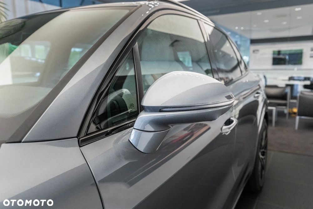 Porsche Cayenne E-Hybrid PHEV Black Edition - 34