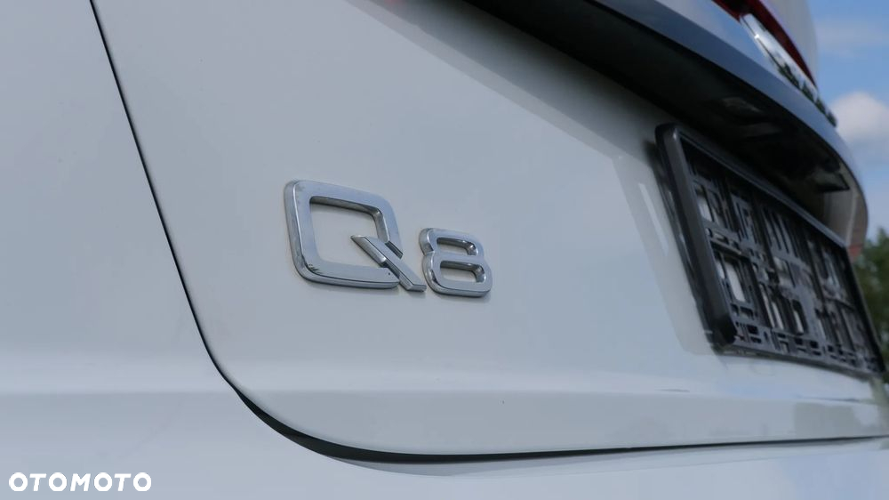 Audi Q8 55 TFSI quattro tiptronic - 15