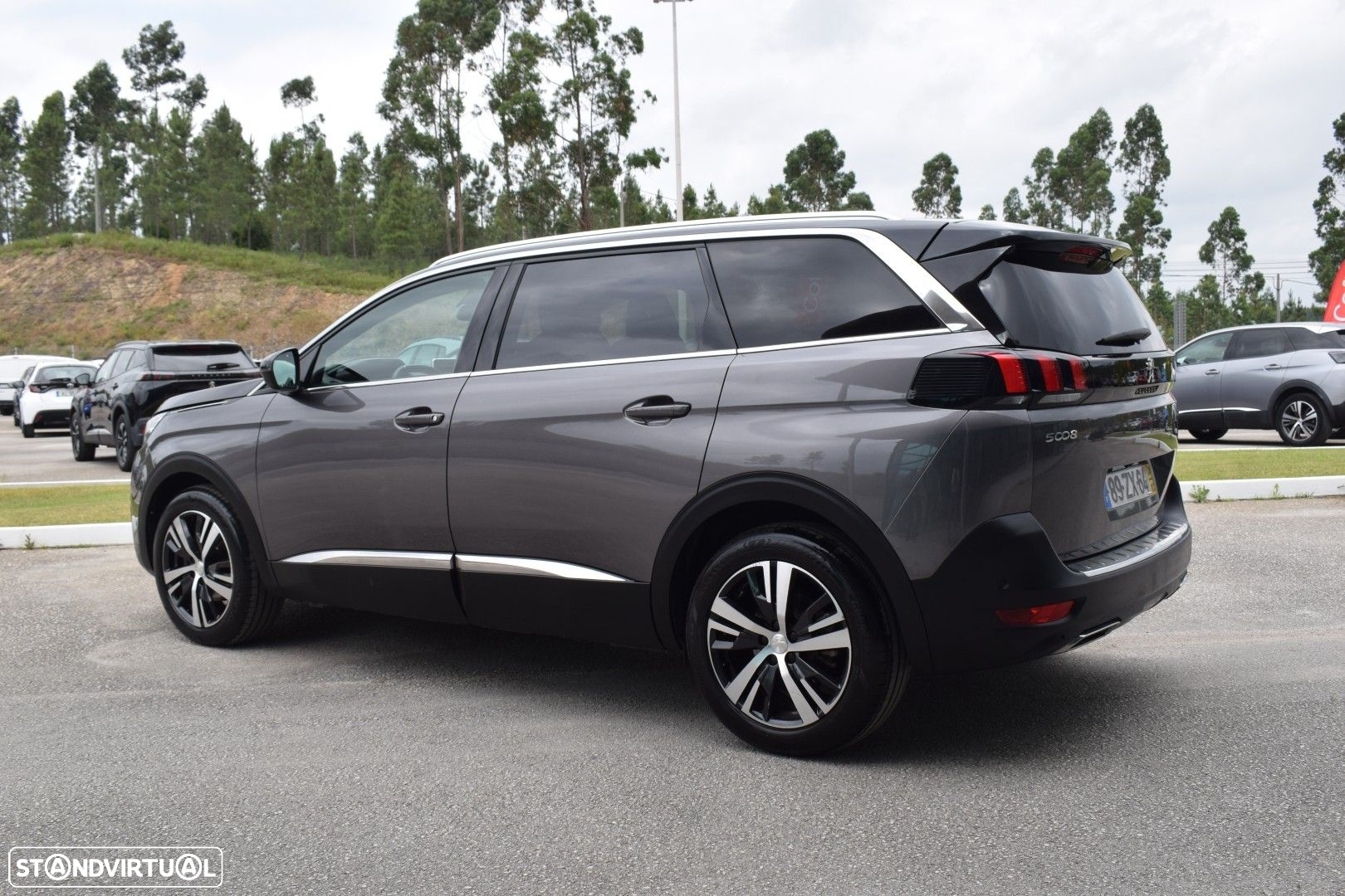 Peugeot 5008 1.5 BlueHDi GT Line EAT8 - 5