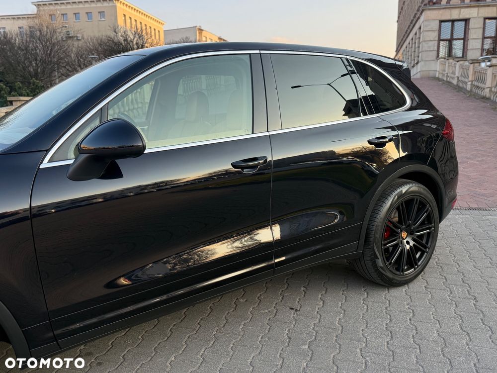 Porsche Cayenne - 13