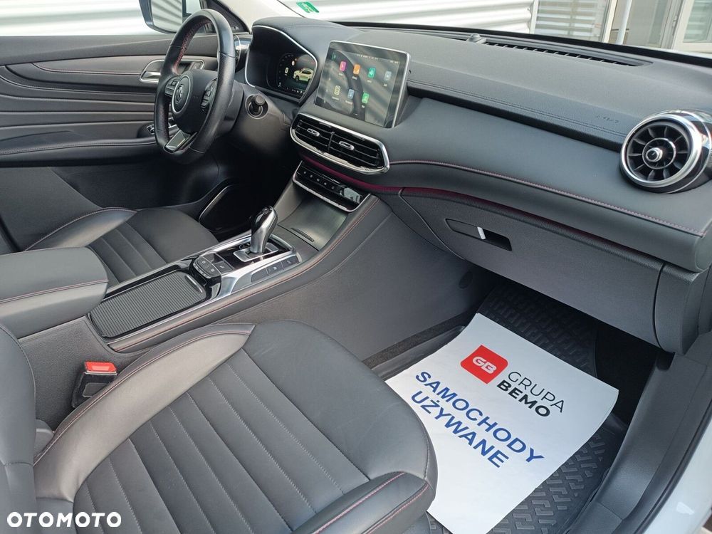 MG HS 1.5 T-GDI Exclusive DCT - 12