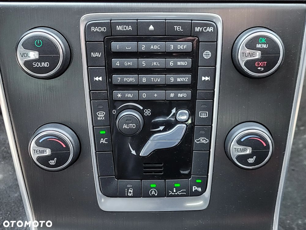 Volvo V60 D4 Drive-E Summum - 19