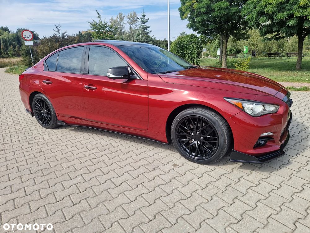 Infiniti Q50 - 32