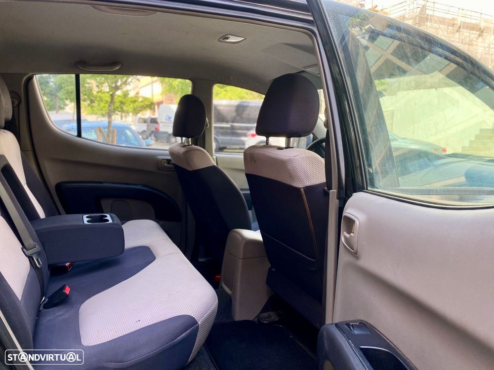 Mitsubishi L200 2.5 DI-D CD Intense - 16