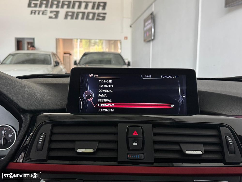 BMW 320 d EfficientDynamics - 22