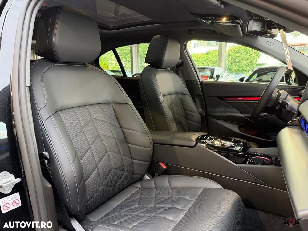 BMW Seria 5 550e xDrive Aut. - 9