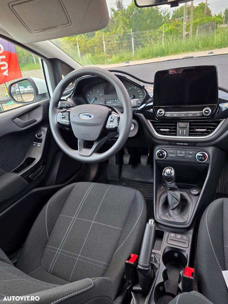 Ford Fiesta - 10
