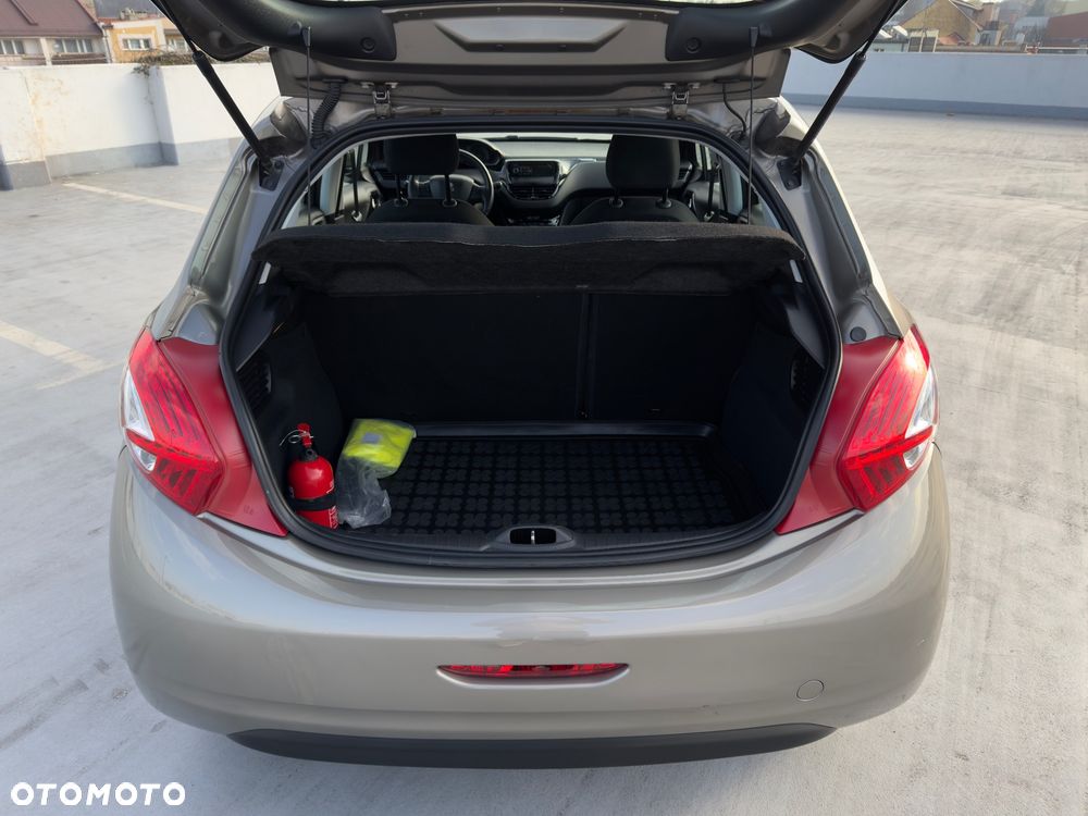 Peugeot 208 1.2 VTi Active - 11