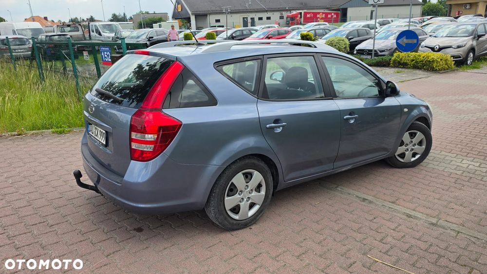 Kia Ceed 1.4 CVVT LX - 17