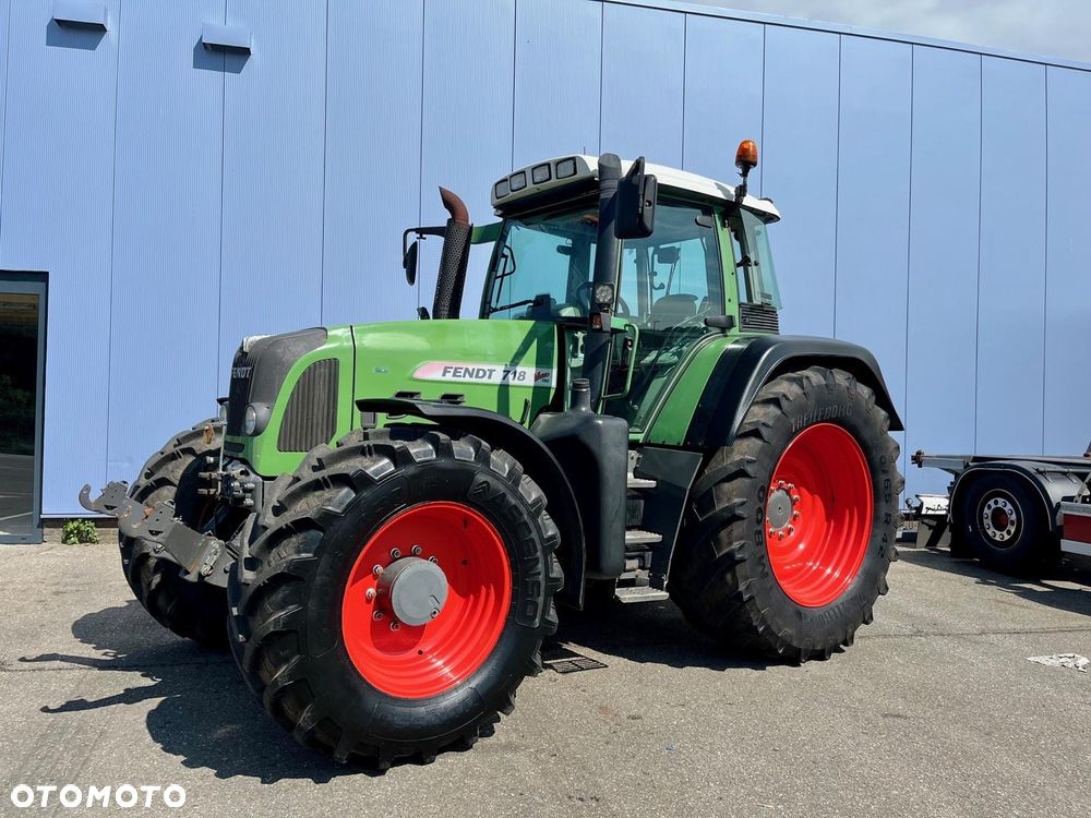 Fendt 718 - 1