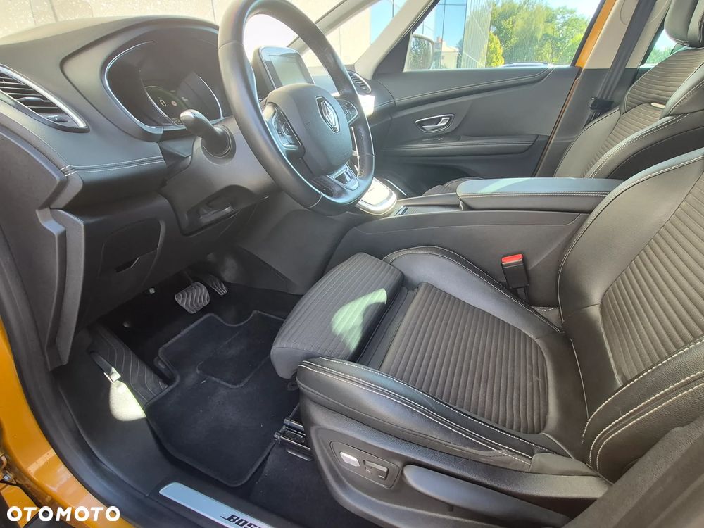 Renault Scenic - 12