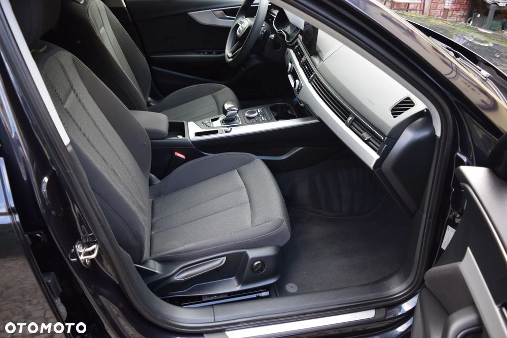 Audi A4 Avant 2.0 TDI S tronic - 12