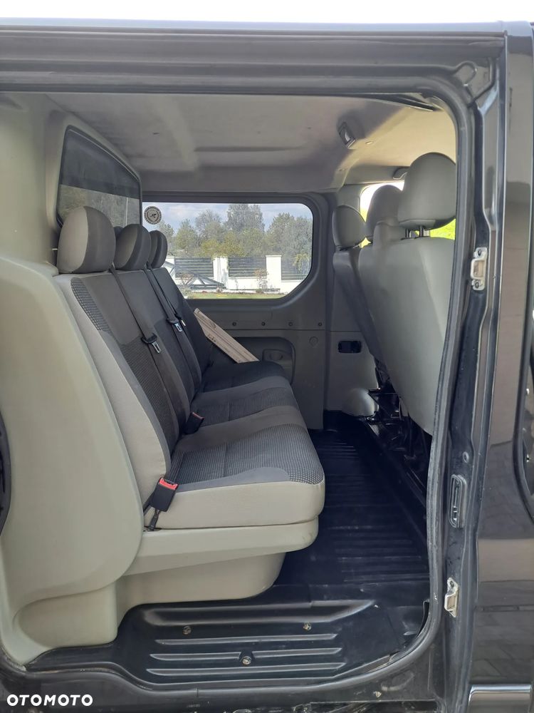 Opel Vivaro L2H1 2.9t - 12