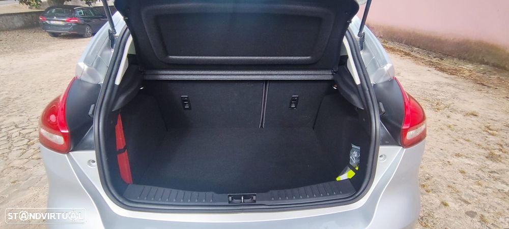 Ford Focus 1.5 TDCi Titanium - 5