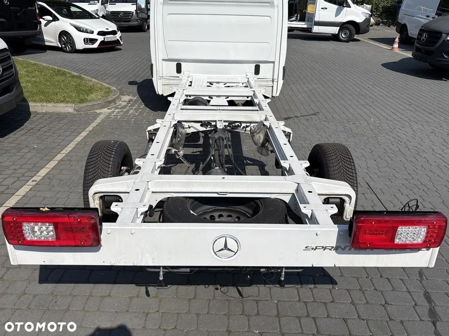 Mercedes-Benz Sprinter 319 CDI Long PRO - 21