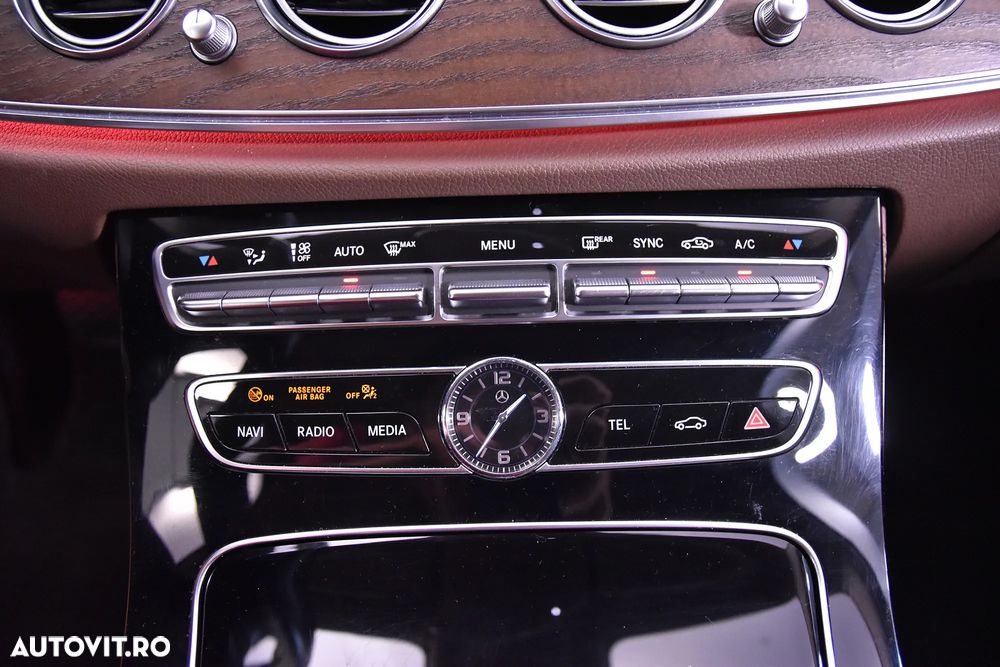 Mercedes-Benz E 400 4MATIC Aut. - 18