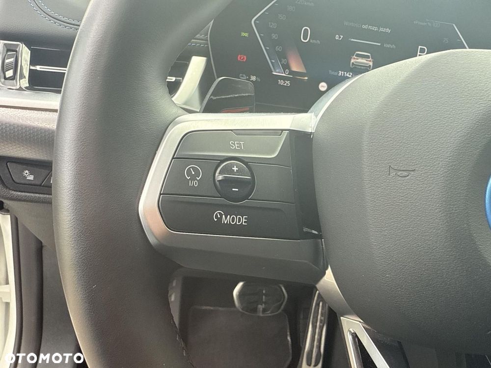 BMW iX1 eDrive20 66.5kWh M Sport - 18